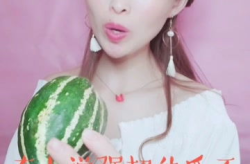 娱乐吃瓜酱爱的样子,跟随吃瓜酱探寻明星爱的秘密