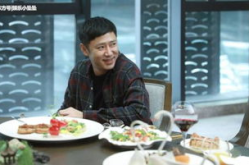 娱乐吃瓜酱食堂大叔,美食与情感的交织